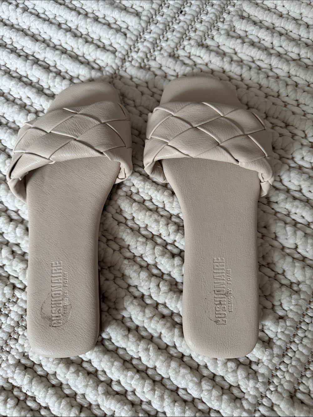 Cushionaire Woven Slide Sandals in Light Beige - Women